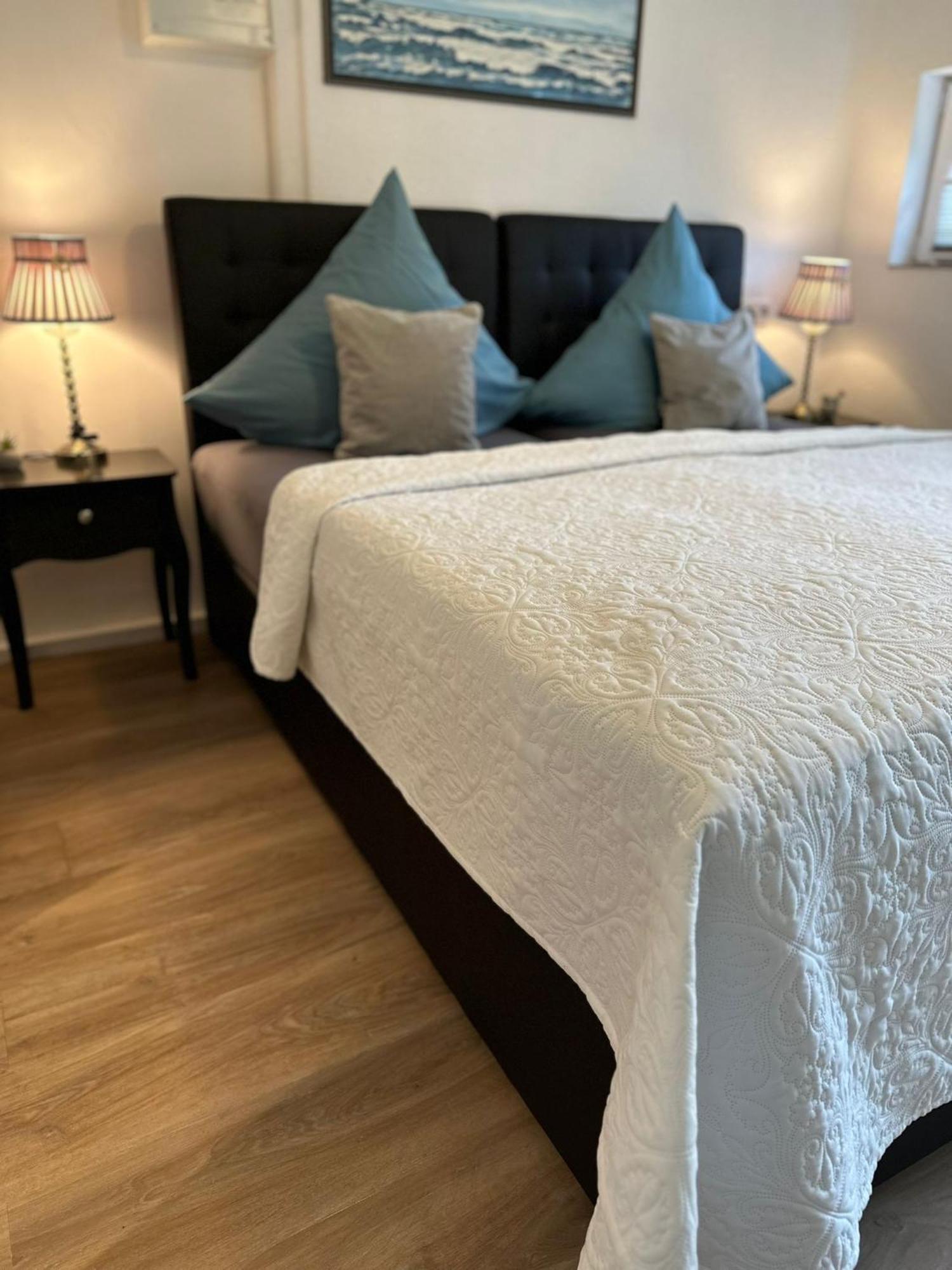 Apartment Louna *